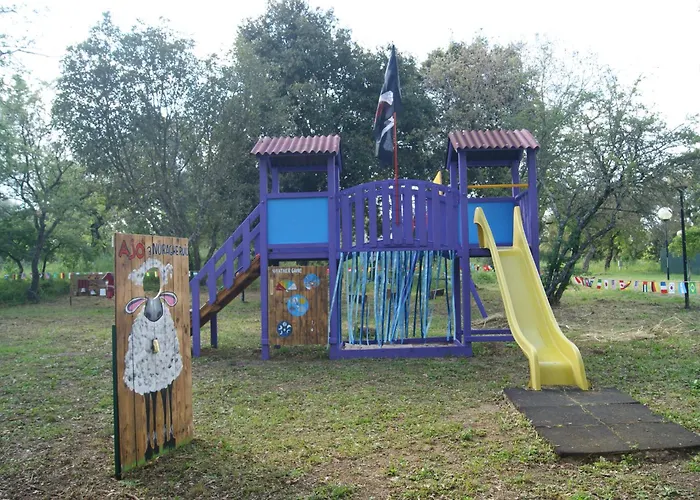 Nuraghe Ruiu Camping & Bungalow